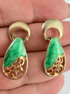 Gold-Tone Green Enamel Teardrop Filigree Dangle Earrings